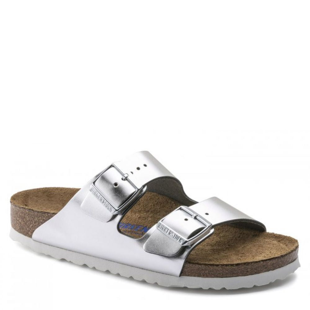 Birkenstock Women&#39;s Arizona Softbed Leather in Metallic Silver (Narrow Width)