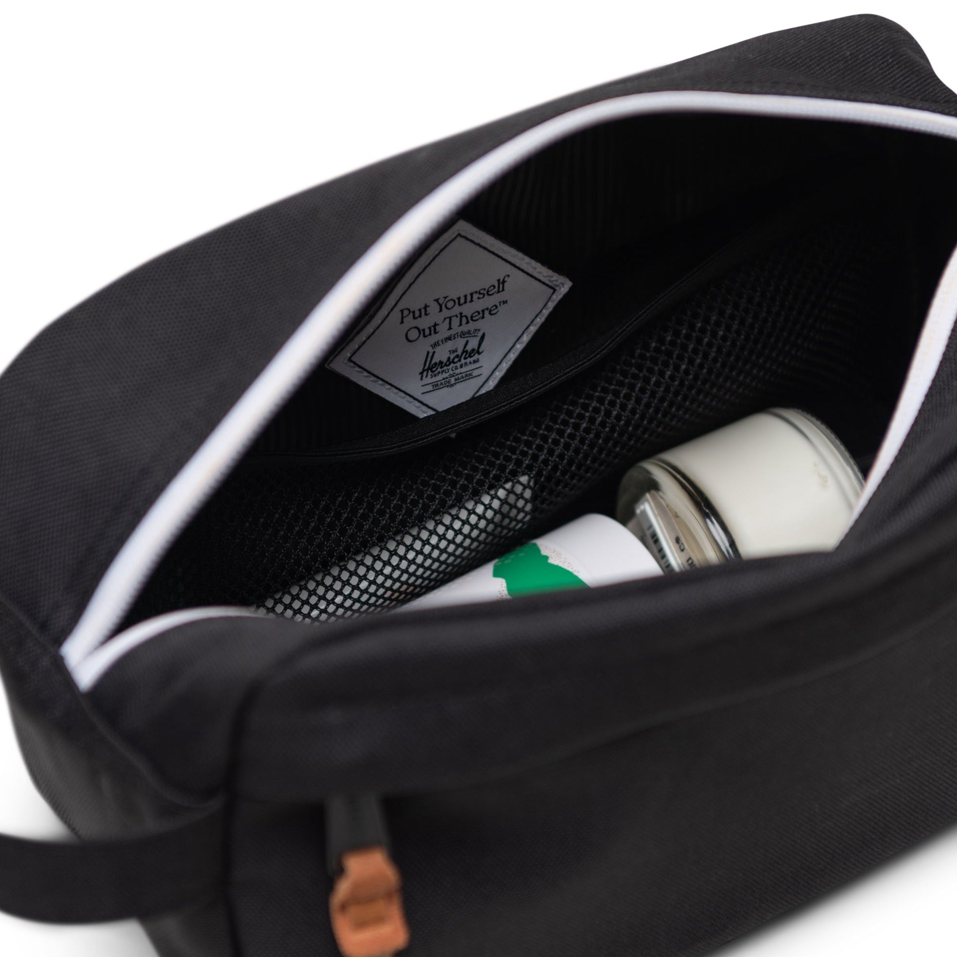 Herschel Chapter Small Travel Kit