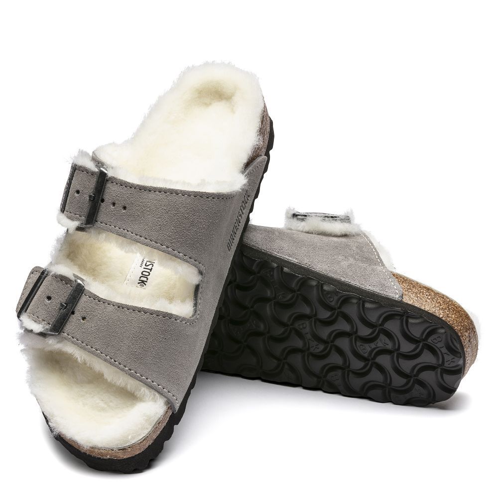 Birkenstock Women&#39;s Arizona Shearling in Stone Coin