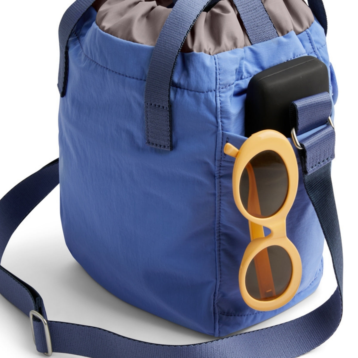 Bellroy Cinch Bucket Bag