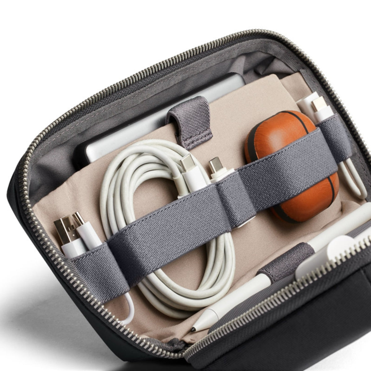 Bellroy Tech Kit