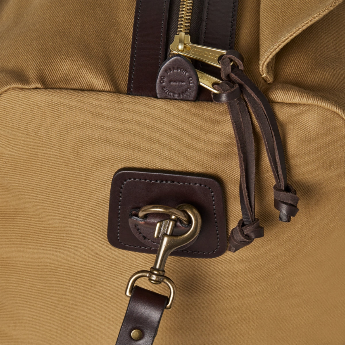 Filson Medium Rugged Twill Duffle Bag