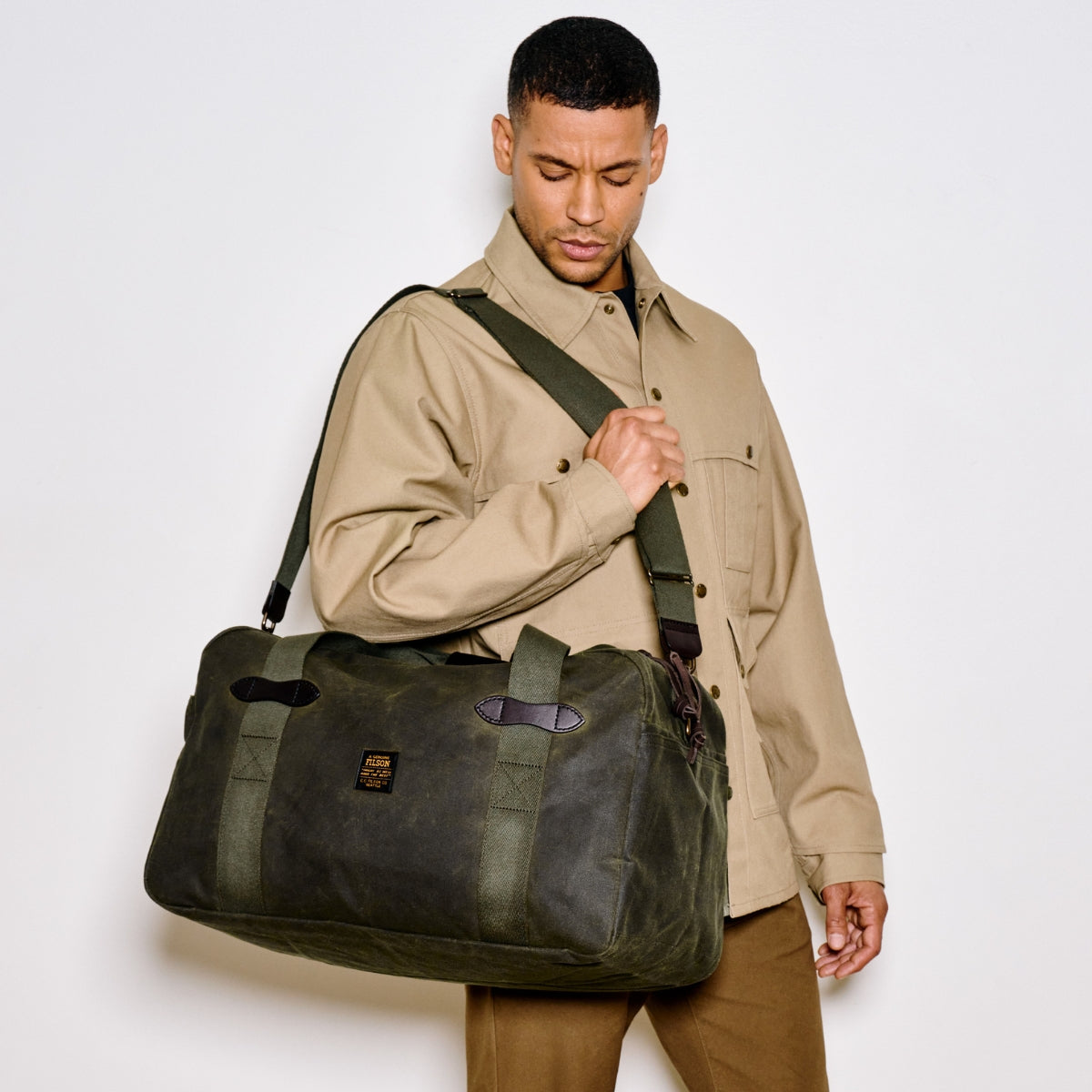 Filson Medium Tin Cloth Duffle Bag