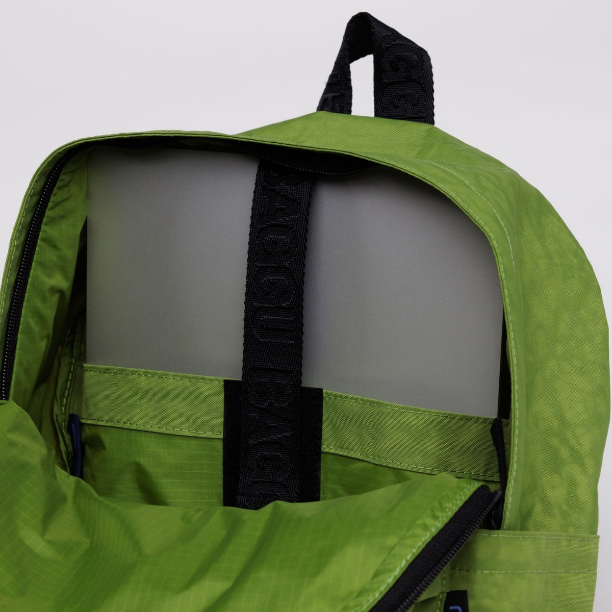 Baggu Medium Nylon Backpack