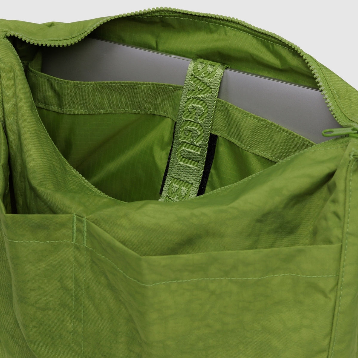 Baggu Nylon Messenger Bag