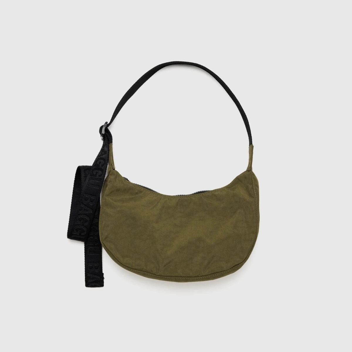 Petit sac en forme de croissant en nylon Baggu 