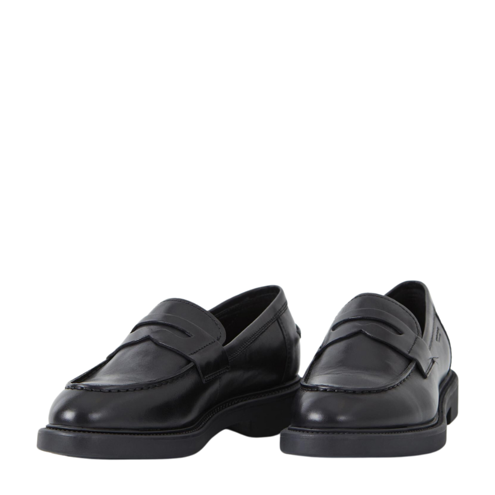 Vagabond Women&#39;s Alex W Loafer in Black Leather