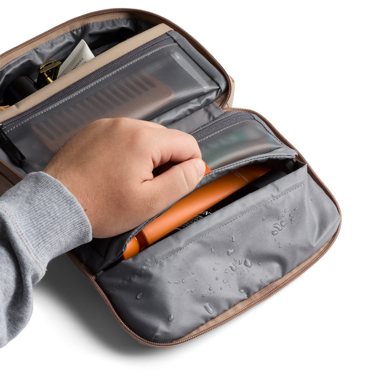 Bellroy Hanging Toiletry Kit