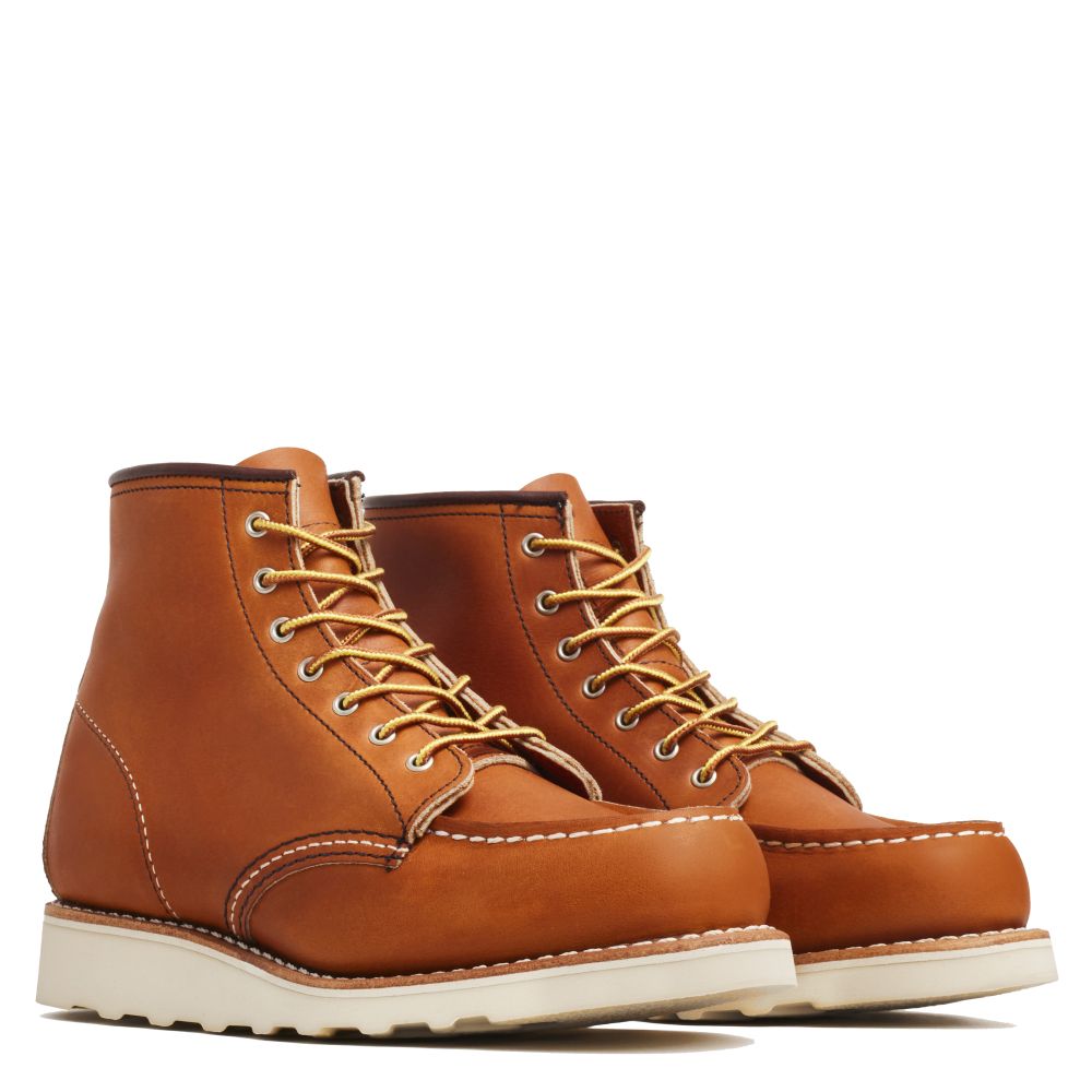 Red Wing Women&#39;s Classic Moc 3375 in Oro Legacy (B Width)