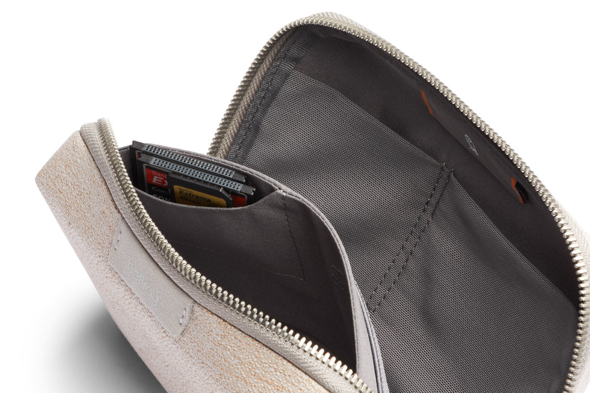 Bellroy Tech Kit Compact